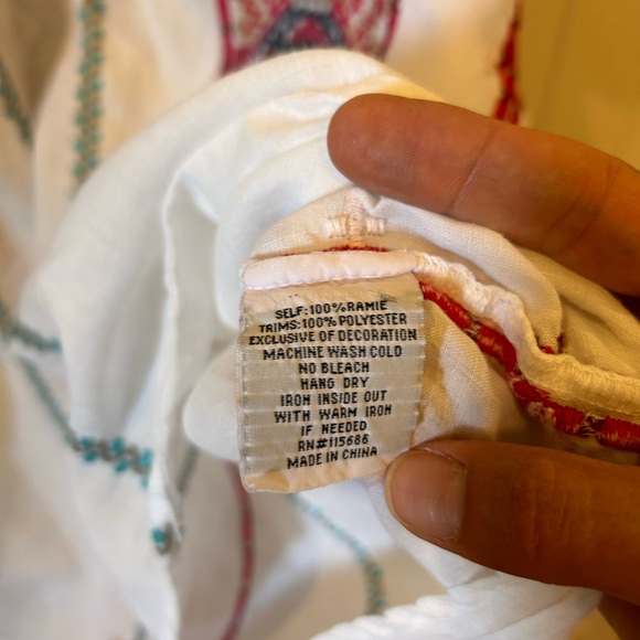 Embroidered Johnny Was short sleeve top size Small - Picture 3 of 4